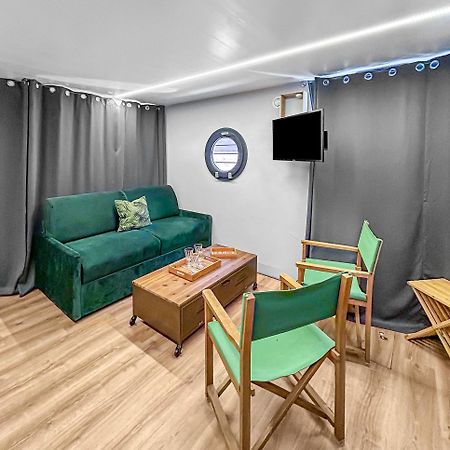 Sejour Unique Sur Un Bateau "Marius" Hotel Vauvert Bagian luar foto